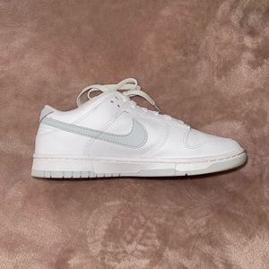 NIKE DUNK PURE PLATINUM